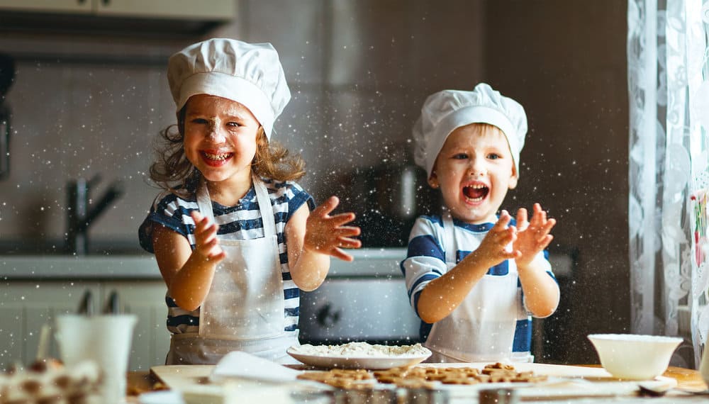 20 Safe and Quick Baking Ideas for Kids