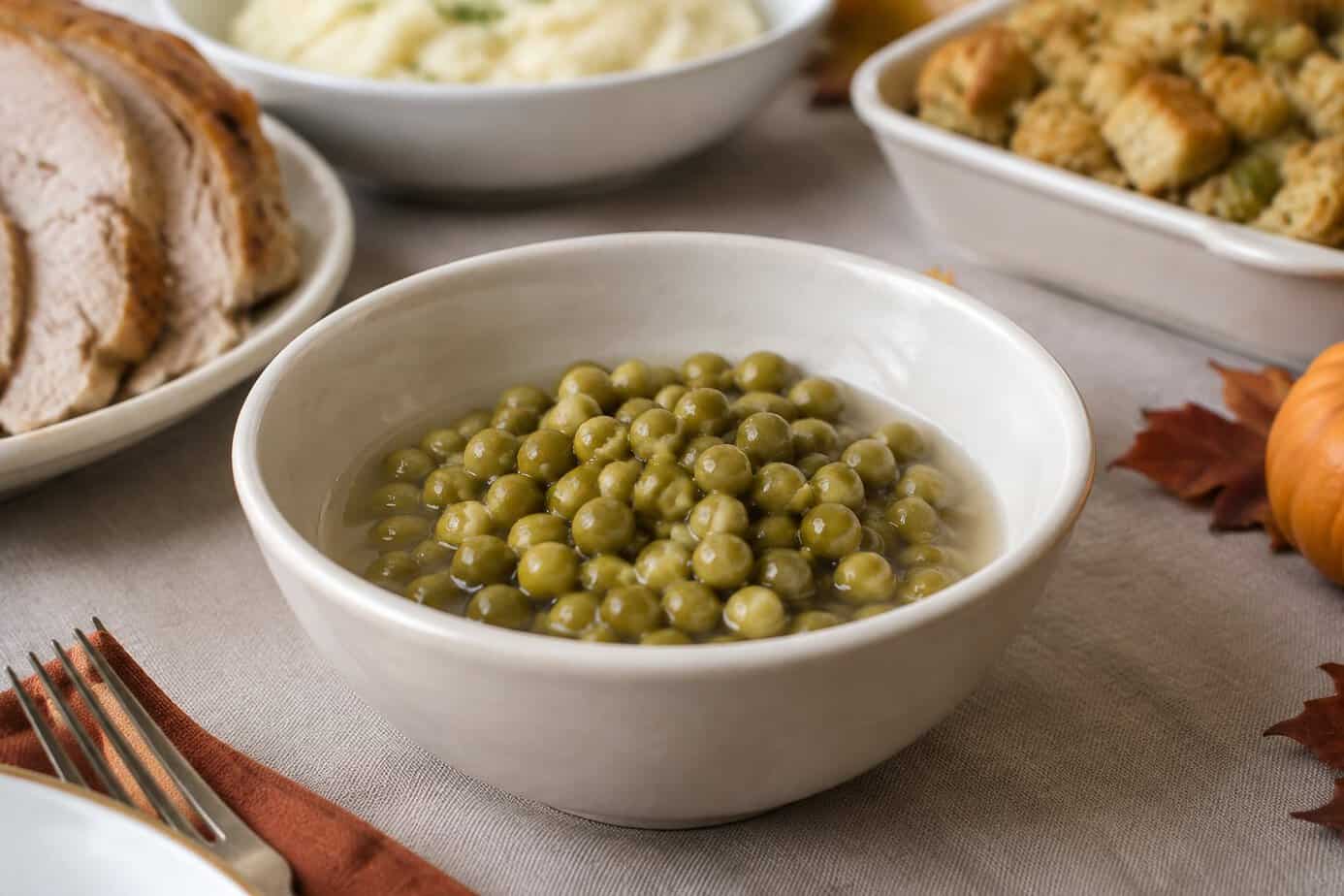 A bowl of canned peas